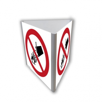 BA803 Zakaz gaszenia wodą (3D dościenny fotoluminescencyjny)