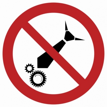 Znak Zakaz używania luźnej odzieży folia samoprzylepna GA039