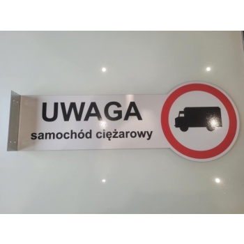 Znak UWAGA SAMOCHÓD CIĘŻAROWY